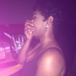 Meet your Posher, Dionne